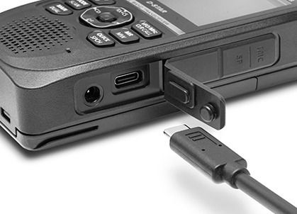 Icom ID-52E Ασύρματος Πομποδέκτης UHF/VHF με Έγχρωμη Οθόνη