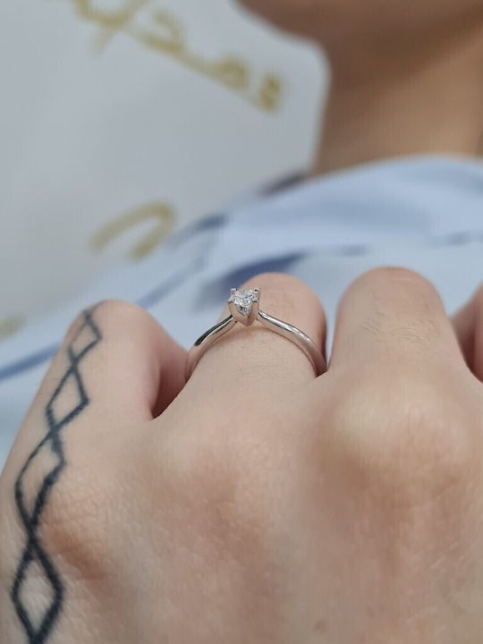 Mentzos Single Stone with Diamond