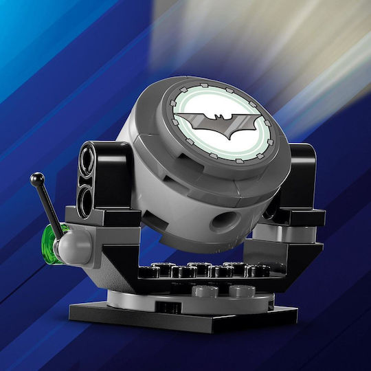 LEGO DC Super Heroes Batman Tumbler vs. Two-Face & The Joker pentru 8+ Ani 429 Bucăți