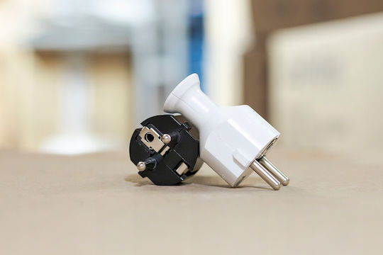 Montis 0 A Schuko-Stecker