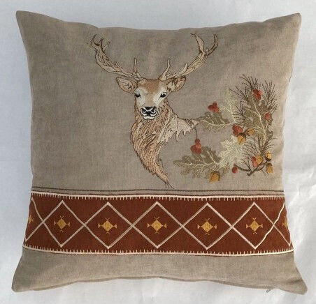 F&L F&l 43x43 Kissenbezug Weihnachtsrentier Rand Samt Mocha Applikation Vel.181