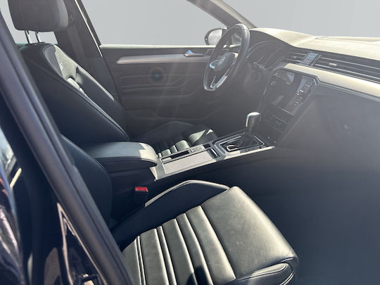 Volkswagen Passat 2.0 TDI R-Line DSG7 '21