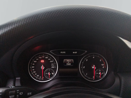 Mercedes-Benz Un clasă O 160 zile '18