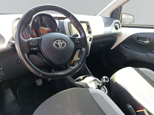 Toyota Aygo 1.0 Vvti X-Play Touch MMT '16