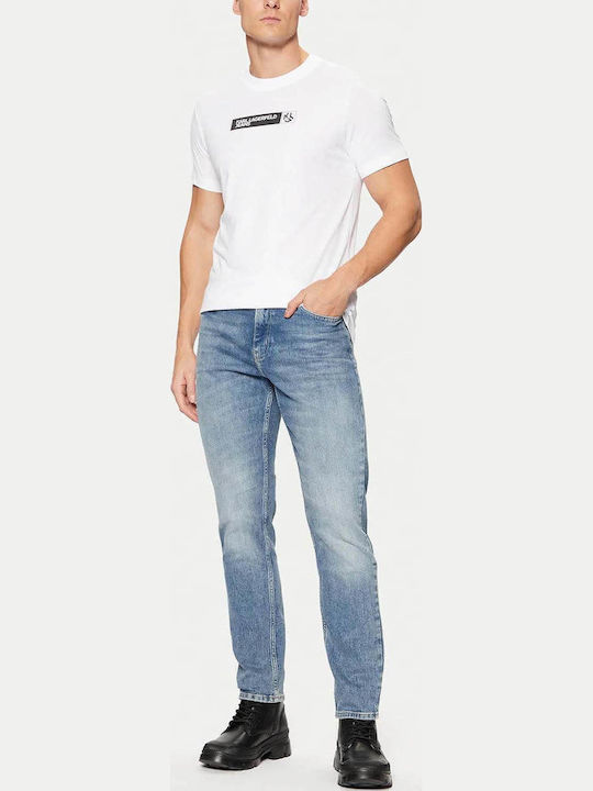 T-shirt White