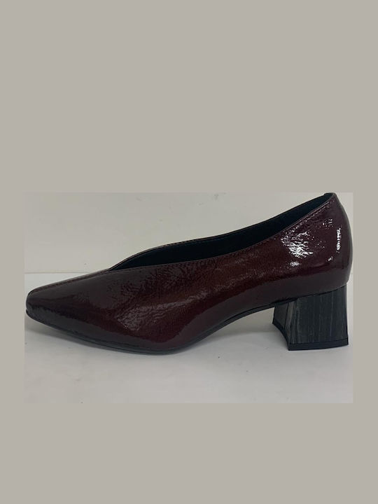 Leder Pumps mit flachem Absatz Burgundisch