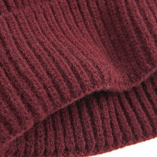Beanie Beanie Knitted in Burgundy color