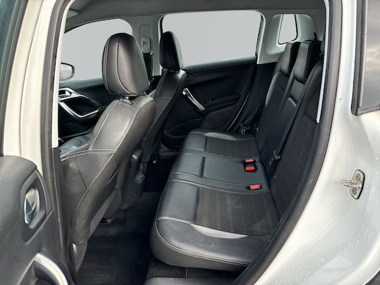 Peugeot 2008 1.5 BlueHDi Allure EAT6 '19