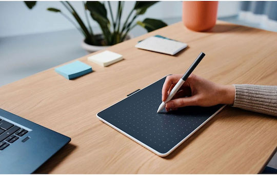 Wacom One Medium Графичен таблет без дисплей с Bluetooth Сив