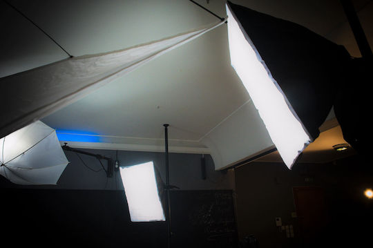 Set Iluminare Softbox Diat Xl2 2 Becuri 1350w 22.000 Lumeni