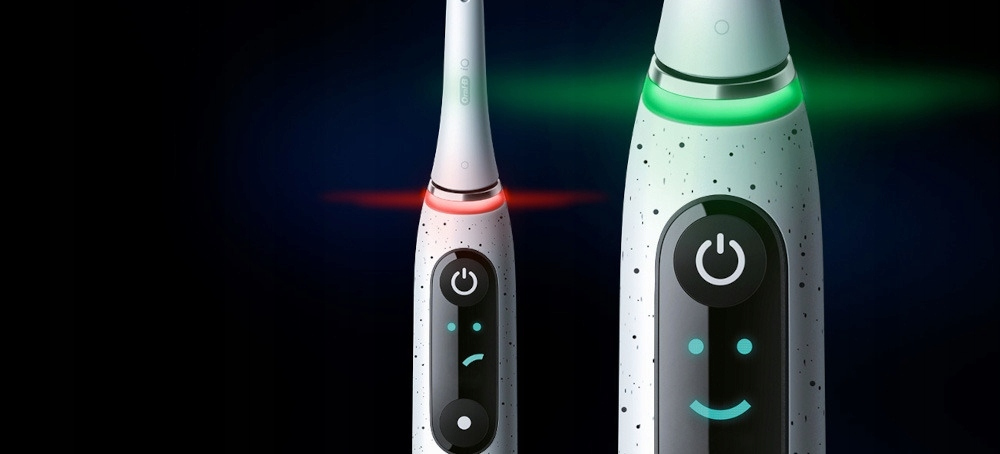 Oral-B Io Series 10 Ηλεκτρική Οδοντόβουρτσα με Χρονομετρητή, Αισθητήρα Πίεσης και Θήκη Ταξιδίου Λευκή (4210201434658)