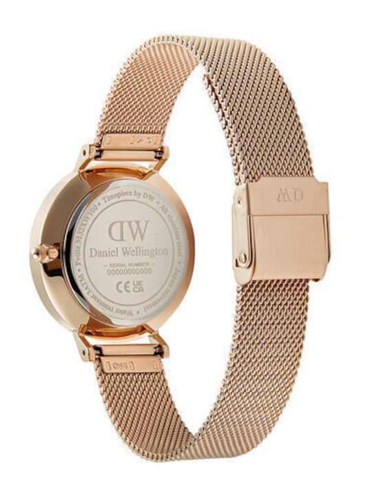 Daniel Wellington Watch with Battery Mechanism Daniel Wellington Watch with Battery Mechanism