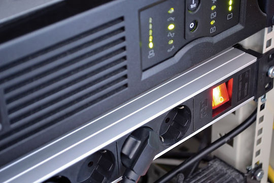 Brennenstuhl Alu Line Πολύπριζο Rack 8-WAY 1τμχ