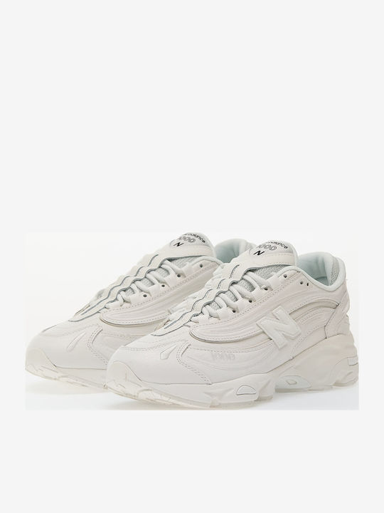 1000 Chunky Sneakers Triple White