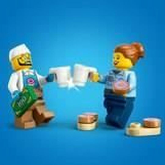 LEGO City Камион За Донъти За 5+ Години 196 Бройки