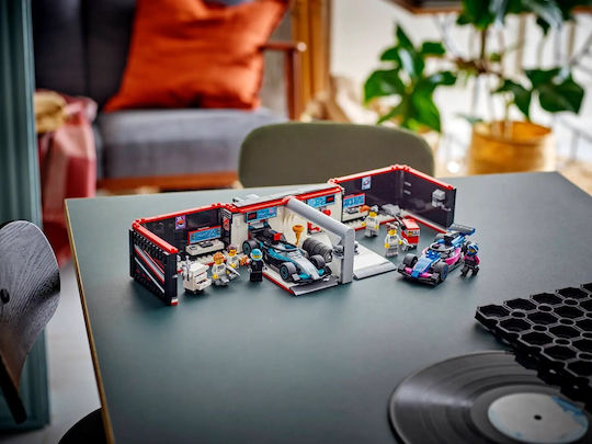 LEGO City F1® Garaj & Mașini Mercedes-AMG & Alpine pentru 7+ Ani 678 Bucăți