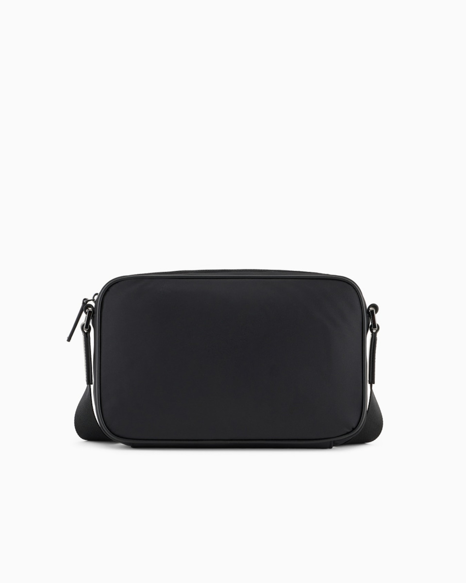 ショルダーバッグ EMPORIO ARMANI Men Shoulder bag Black EM001809AF13454 UC001 EMPORIO ARMANI エンポリオ・アルマーニ ショルダーバッグ