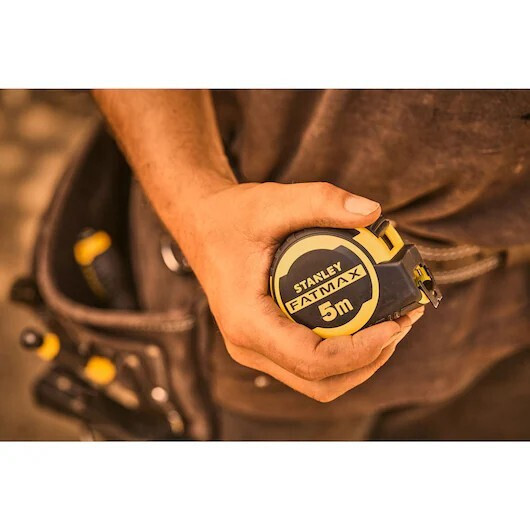 Stanley FMHT33006-5 Maßband 5 M, 32 Mm Breite – Robustes Klebeband Für Präzises Arbeiten