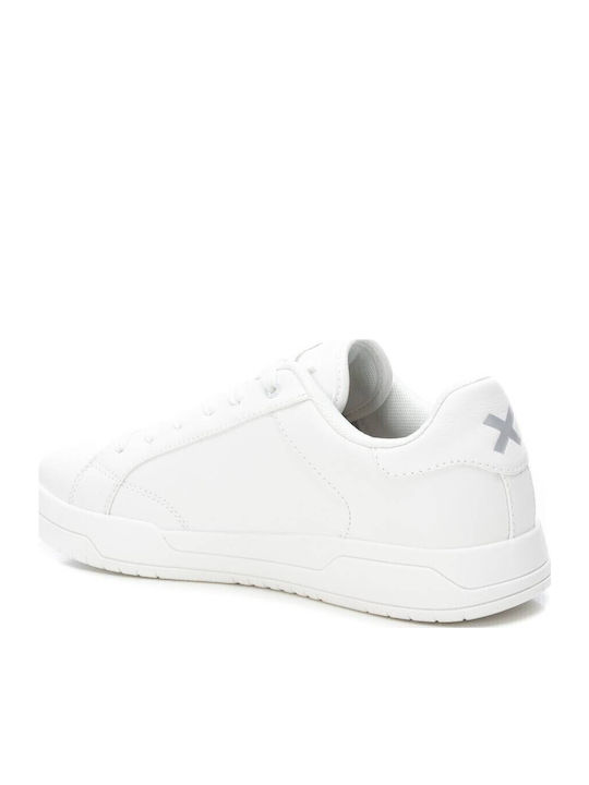Sneakers White