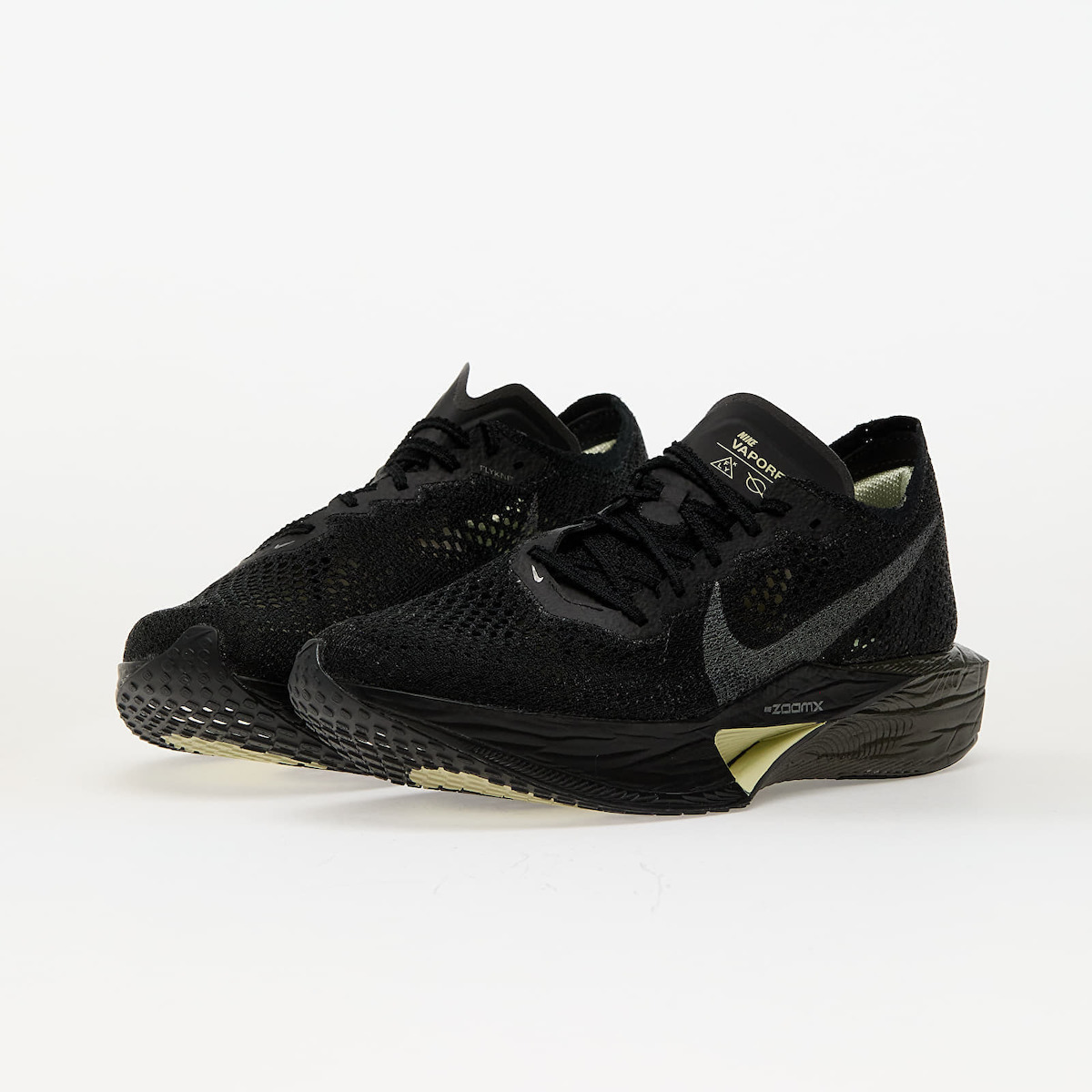 nike zoomx vaporfly next skroutz