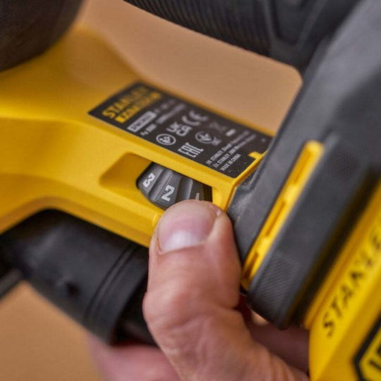Stanley SFMCW221D1S Τριβείο Δέλτα 18V 1x2Ah με Ρύθμιση Ταχύτητας και με Σύστημα Αναρρόφησης