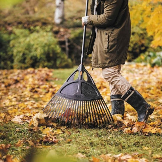 Fiskars Solid XL Lawn Rake with Handle Aluminium