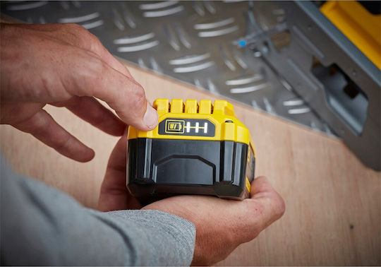 Stanley Σέγα 18V 2x4Ah