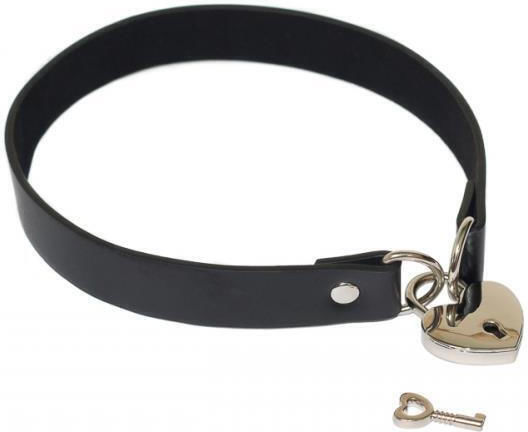 Utopia Collar in Black Color