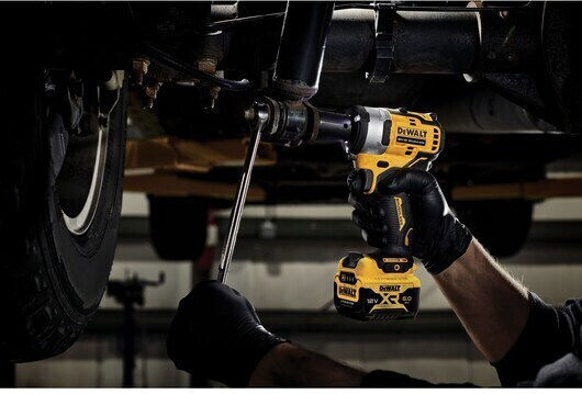 DEWALT DCF901P2 Brushless Μπουλονόκλειδο Μπαταρίας 12V 2x5Ah με Υποδοχή 1/2"