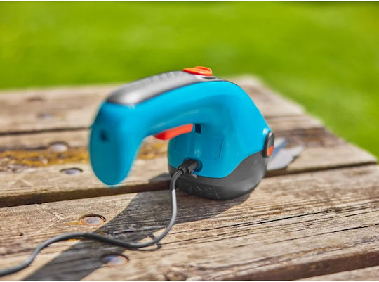 Gardena ClassicCut Li Battery Hedge Trimmer 3.6V with 1 Battery with Blade Length 8cm