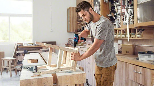 Bosch GSR Σετ Κατσαβίδι & Φακός 12V με 2 Μπαταρίες 2Ah και Θήκη