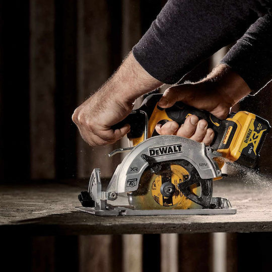 DEWALT DCS512P2 Циркулярна пила 2x5Ах със Система за Изсмукване
