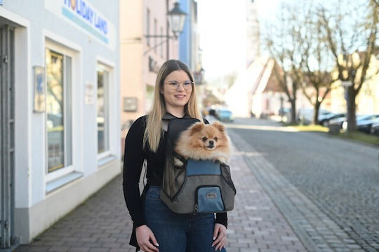 Kerbl Rucksack für Hunde / Katzen bis 8kg Schwarz L38xB31xH24cm.
