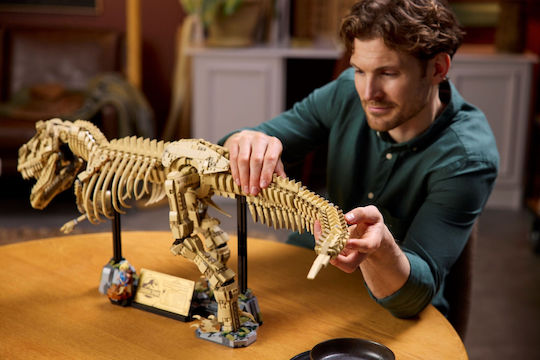 LEGO Jurassic World Динозавърски Фосили - Tyrannosaurus Rex За 18+ Години 3145 Бройки