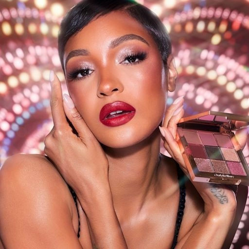 Charlotte Tilbury Paletă cu Farduri de Pleoape Matifiant Pudră Pillow Talk