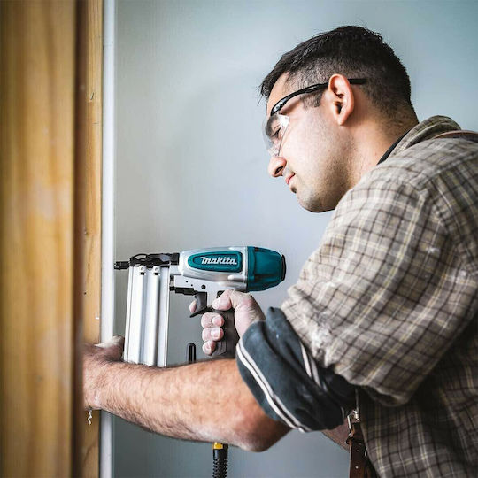 Makita Nail Gun AF506N