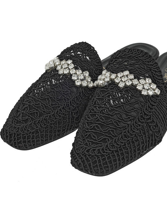 Flat Mules in Black Color