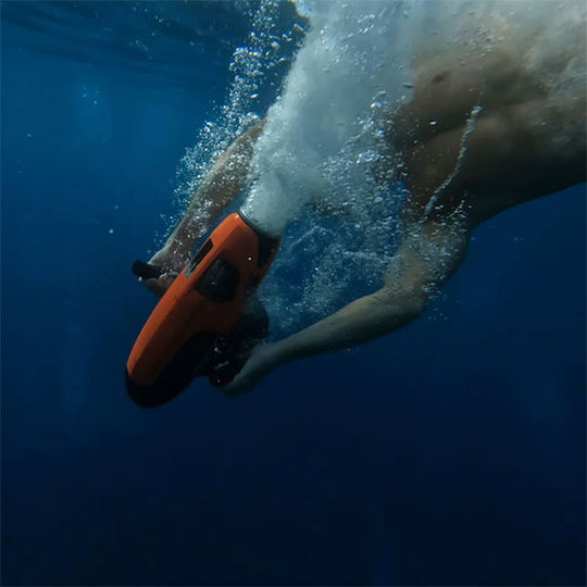 Sublue Vapor Underwater Scooter with Maximum Speed 10km/h Battery Autonomy 60min and Weight 8.6kg