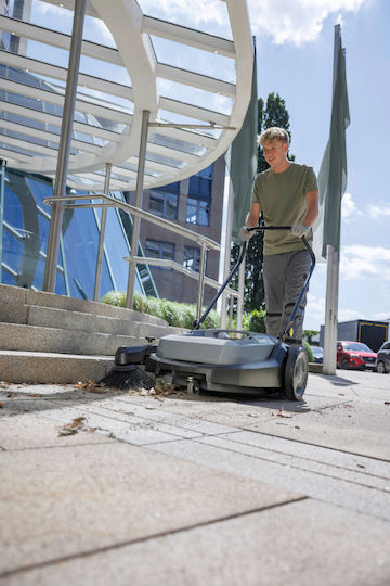Karcher Km 70/20 C Manual Push Sweeper