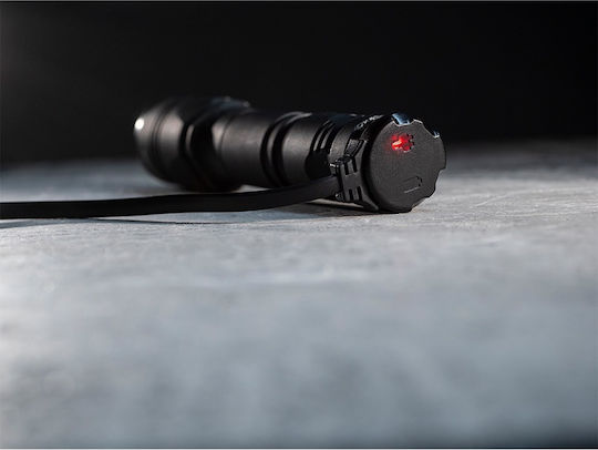 Armytek Pro Wiederaufladbar Taschenlampe LED IP68 mit maximaler Helligkeit 1500lm Dobermann Pro Schwarz