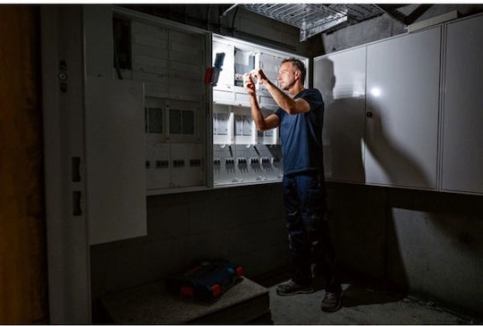 Bosch Προβολέας Εργασίας Μπαταρίας LED με Φωτεινότητα έως 800lm