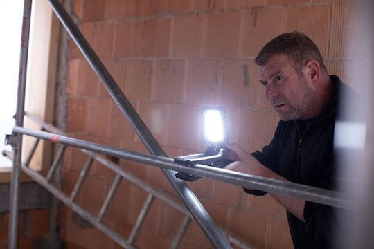 Brennenstuhl Προβολέας Εργασίας Επαναφορτιζόμενος LED IP65 με Φωτεινότητα έως 950lm