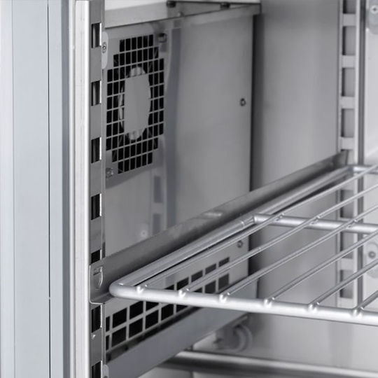 Inomak Английски превод: Stainless Steel Refrigerator Counter 475лт with 4 Glass Doors and Cooling Machine +3/+10°C L224xW60xH87.5см Prunus