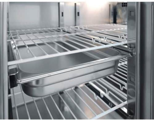 Bambas Frost Английски превод: Stainless Steel Refrigerator Counter 431лт with 3 Doors and Cooling Machine 0/+10°C L185xW70xH85см