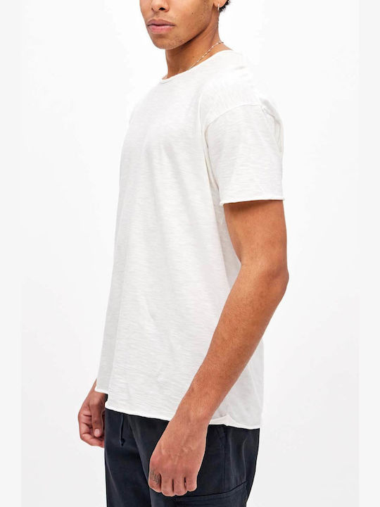 T-shirt White