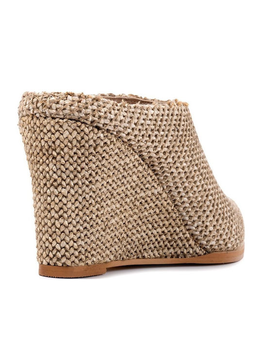 Mules with High Heel in Beige Color
