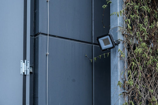 Brennenstuhl Jaro Στεγανός Ηλιακός Προβολέας LED 100W Ψυχρό Λευκό 6500K IP65