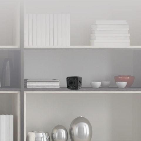 iSnatch Hidden Camera WiFi 720P with Memory Card Slot and Motion Detector