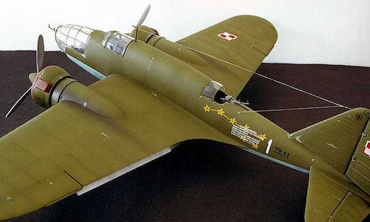 Mirage Pzl37 Μεταλλική Φιγούρα Μοντελισμού Καφέ 42.7x29.4x5.5εκ.