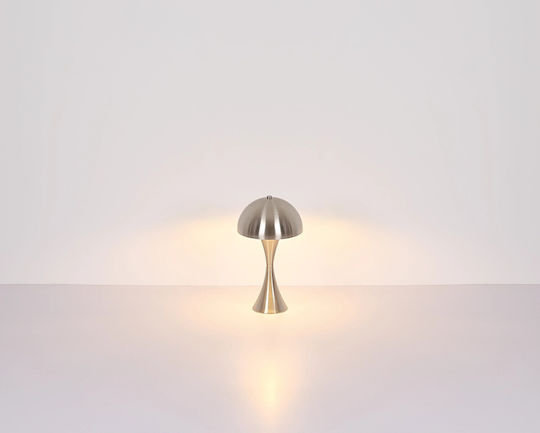 Globo Lighting Metallisches Tischlampen Für E27 Mit Silber Farbe Und Basis